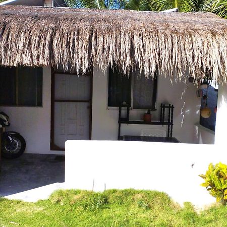 Lunazul Eco-Cabana Frente Al Mar มาอาอวล ภายนอก รูปภาพ