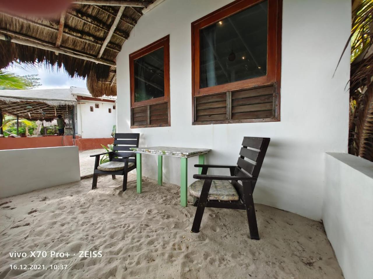 Lunazul Eco-Cabana Frente Al Mar มาอาอวล ภายนอก รูปภาพ