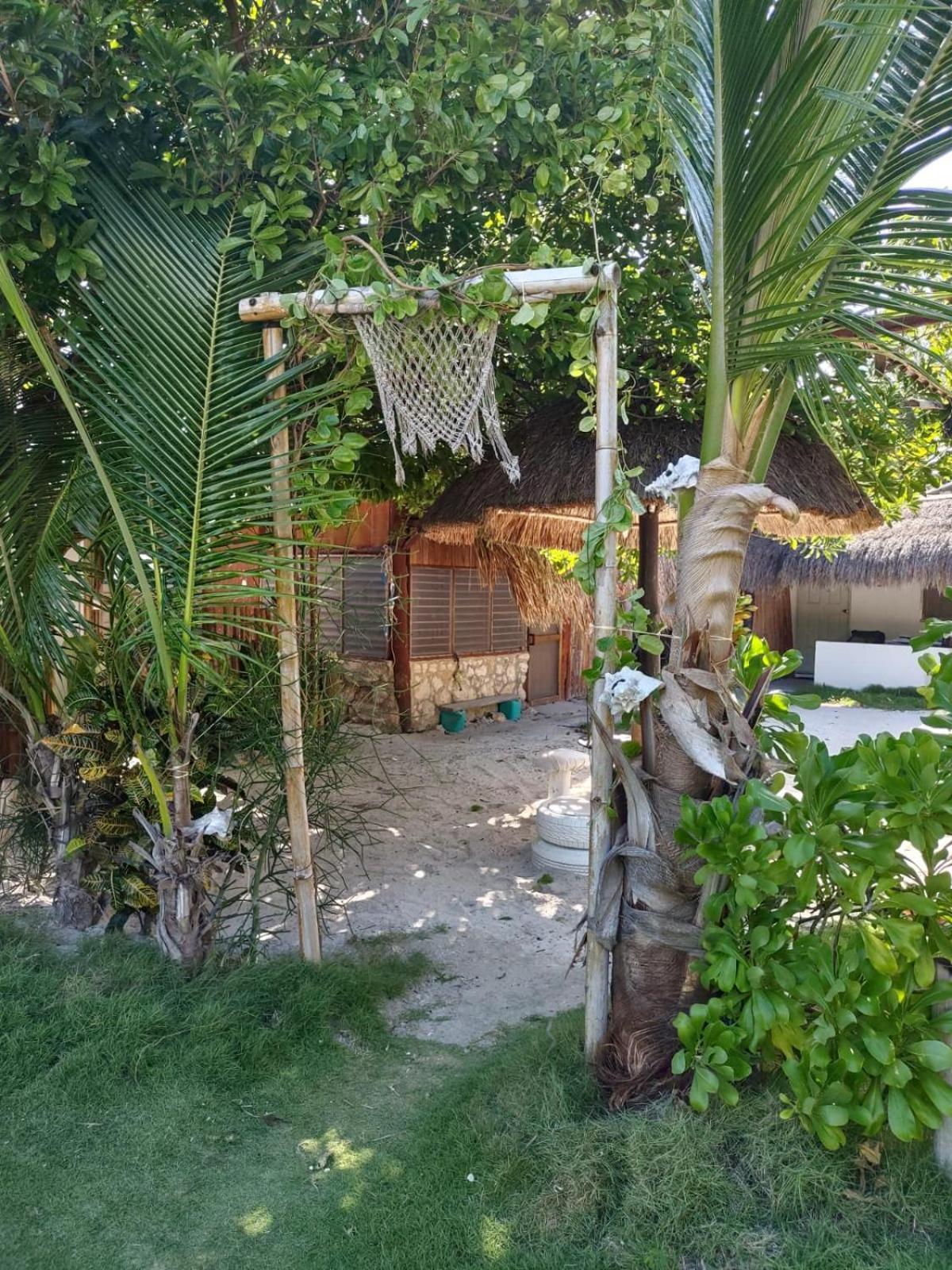 Lunazul Eco-Cabana Frente Al Mar มาอาอวล ภายนอก รูปภาพ