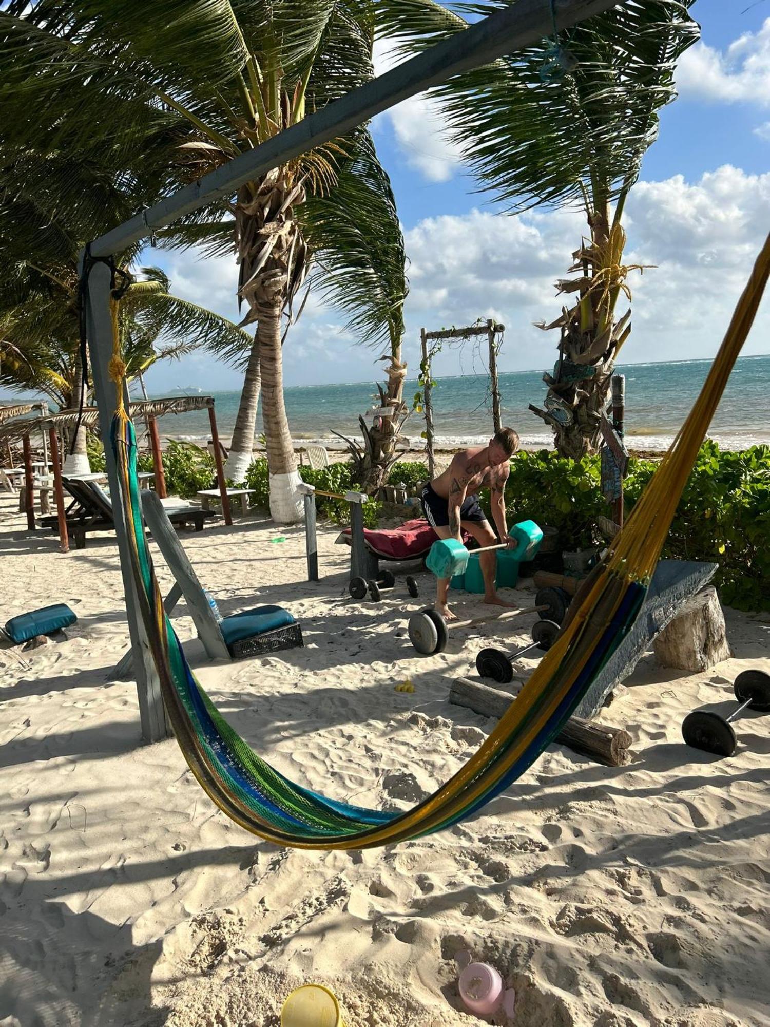 Lunazul Eco-Cabana Frente Al Mar มาอาอวล ภายนอก รูปภาพ