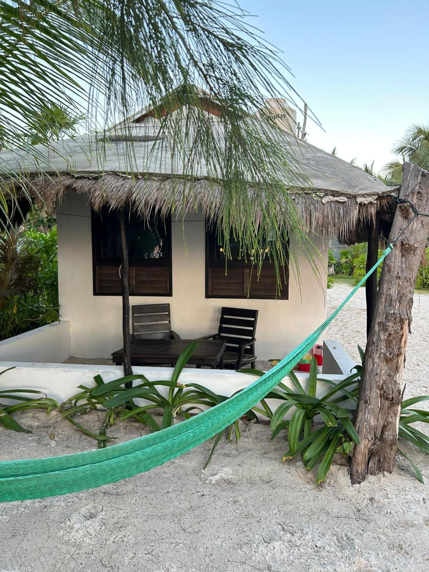 Lunazul Eco-Cabana Frente Al Mar มาอาอวล ภายนอก รูปภาพ
